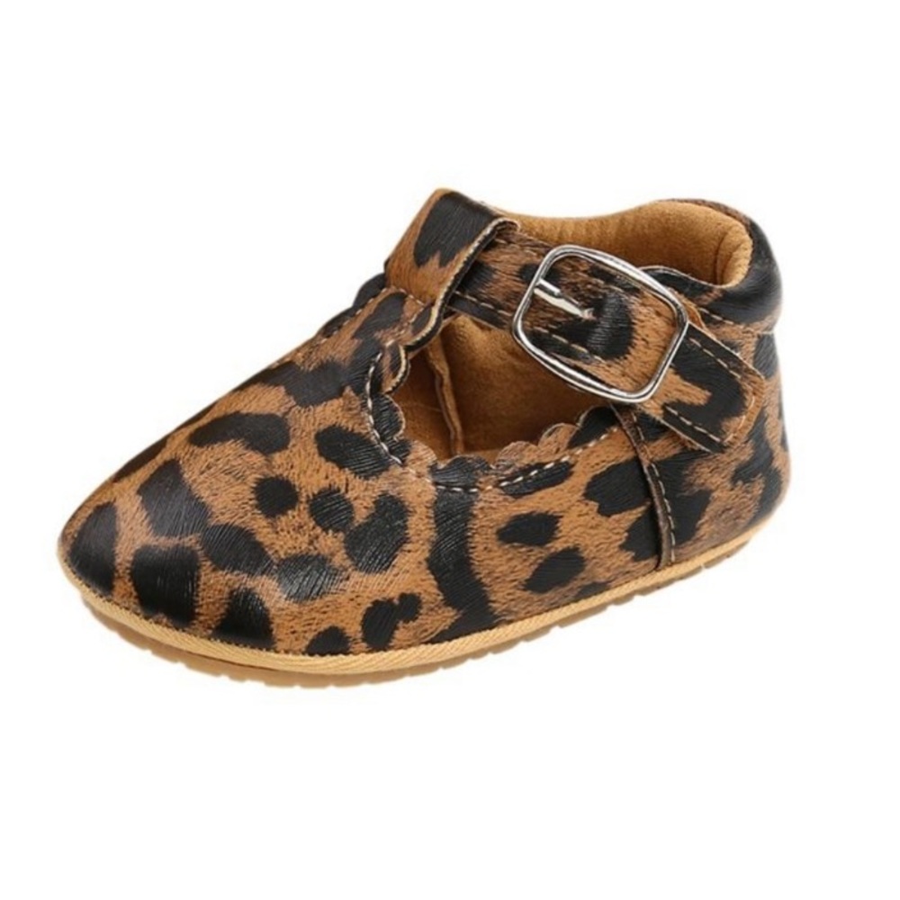 NWT Animal Print Mary Janes - Picture 2 of 9